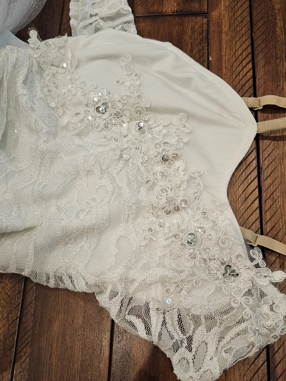 Costume Gallery Child's White Lace Dance Costume